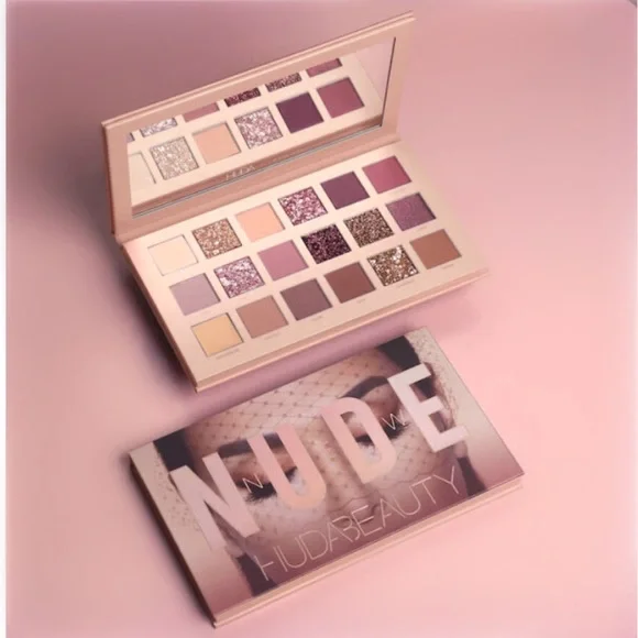 HUDA BEAUTY Nude Eyeshadow Palette with Pink and Gold Shades - Picture 4 of 14